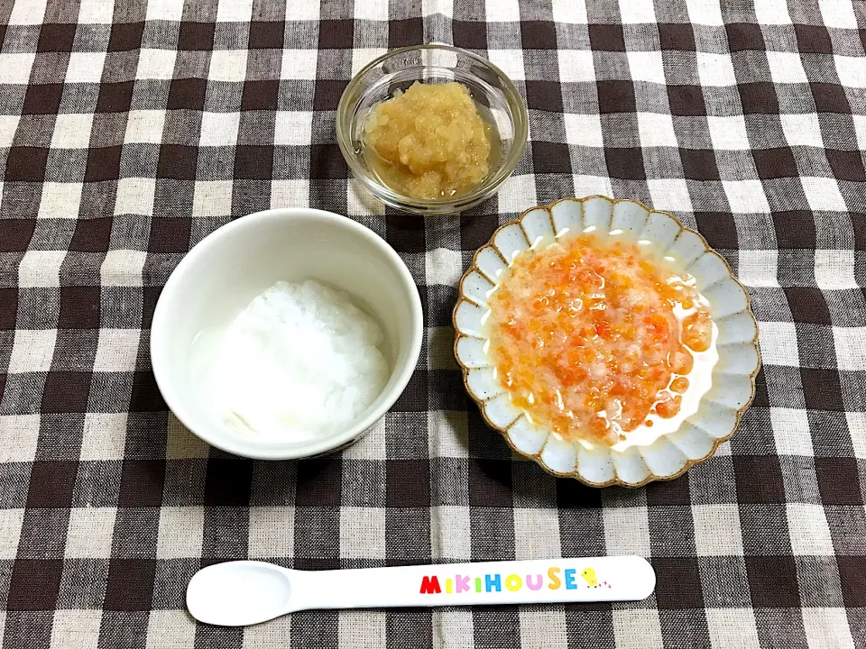 【離乳食】鯛と野菜のスープ煮、さつまいもとりんごのあえもの、7倍がゆ|sayaさん