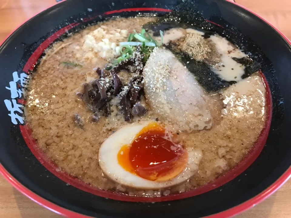 Snapdishの料理写真:哲麺ラーメン。|KOMAさん