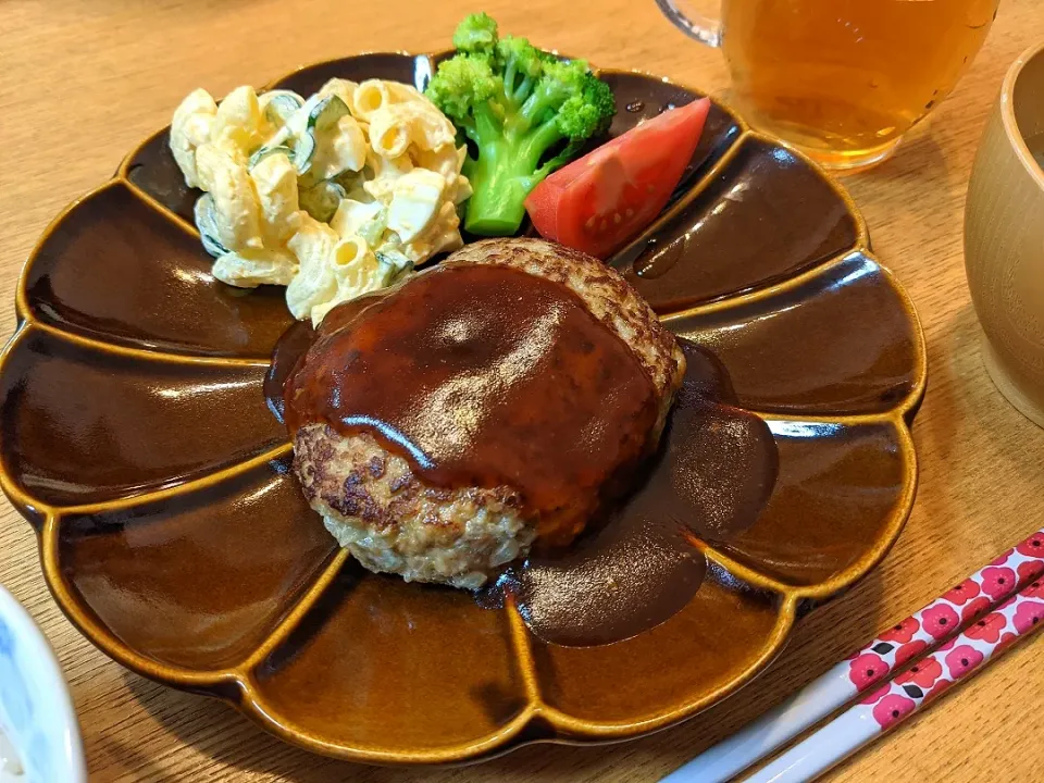 Snapdishの料理写真:ハンバーグ|しほさん