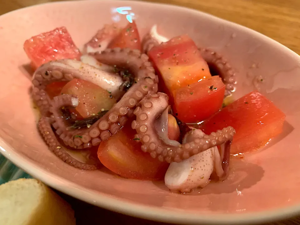 🐙タコとトマトのマリネ🍅|いちごさん