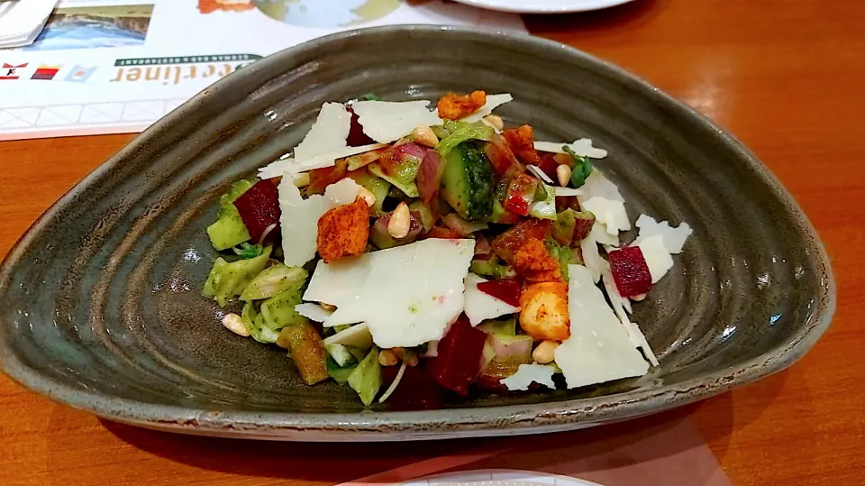 House chopped salad|skyblueさん