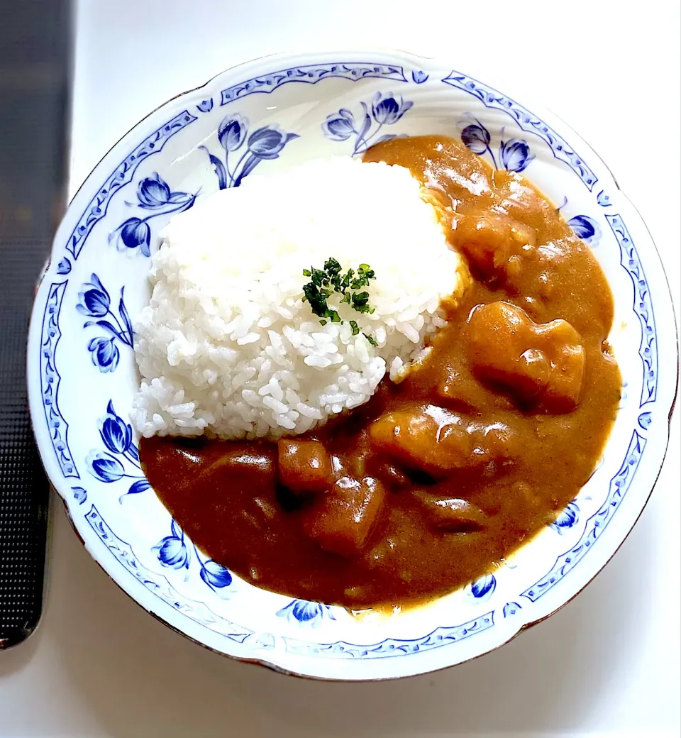 飛騨牛カレーを三日月に|かっちゃん杉さん