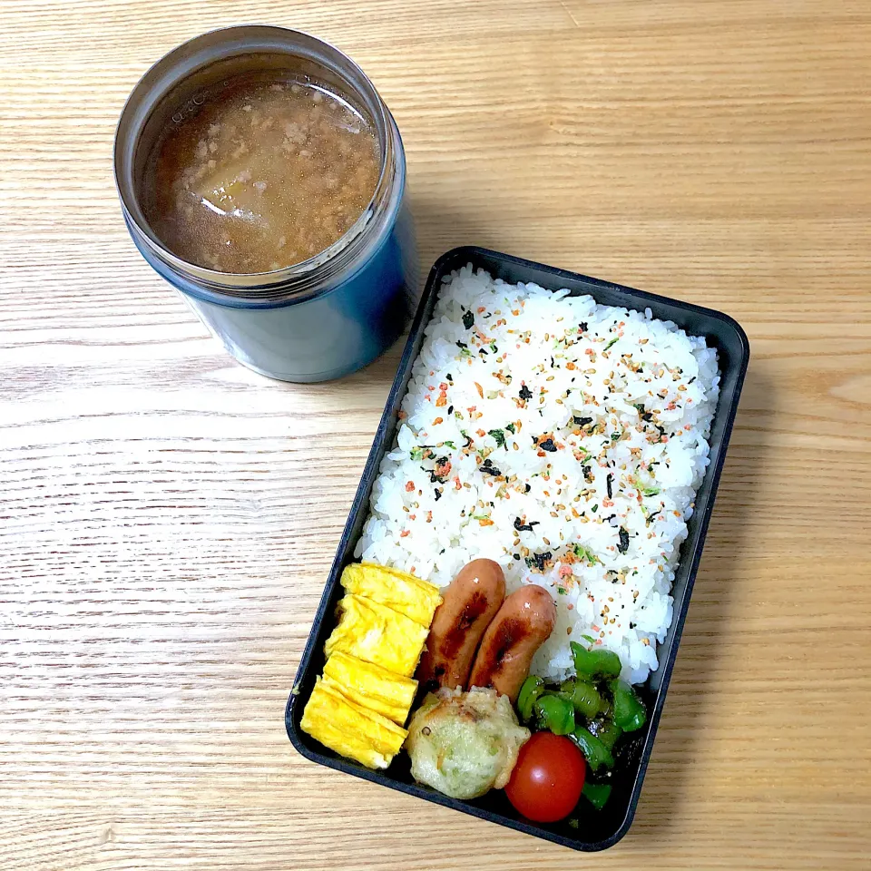 金曜日の旦那さんのお弁当🍙|むさけんさん