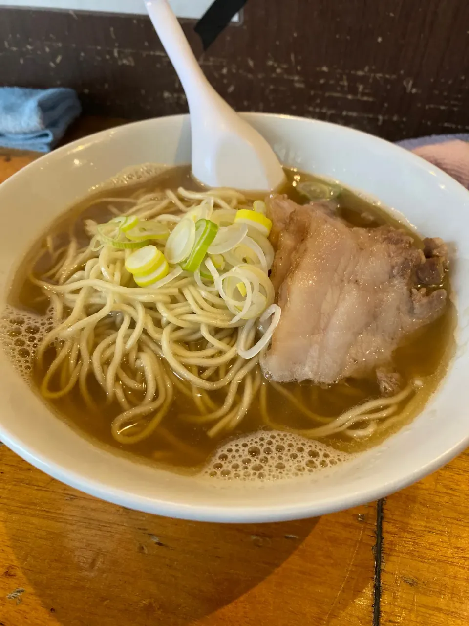 東京都北区赤羽　自家製麺伊藤赤羽店の肉そば中盛り|タカちゃんさん