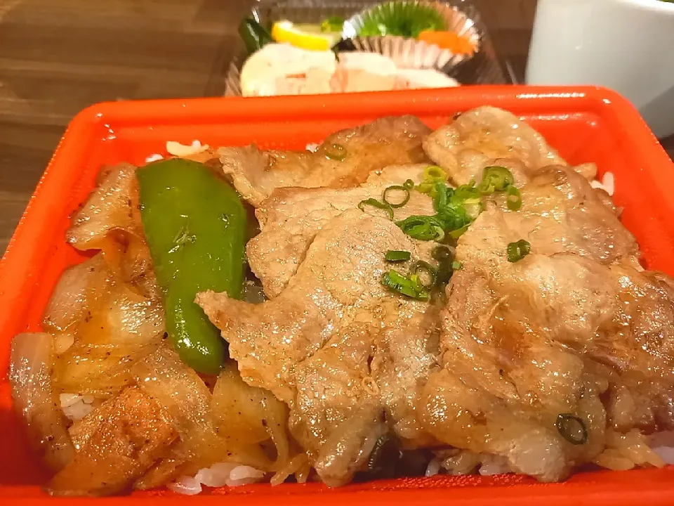 Snapdishの料理写真:焼き肉弁当|yumiさん