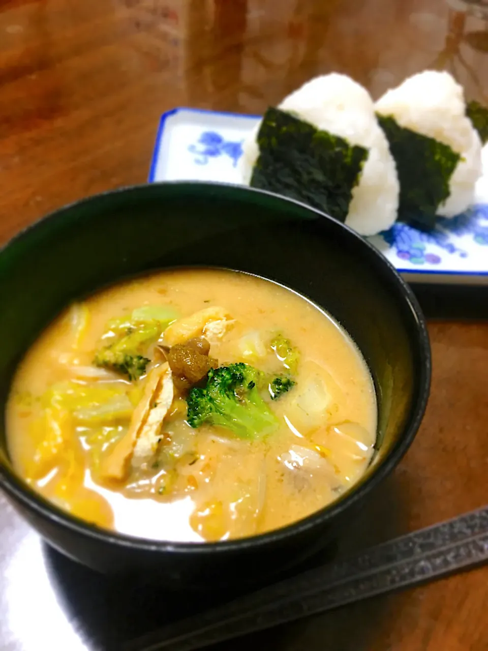 野菜たっぷり甘酒味噌汁🥢🥢🥢|hexenapfelさん