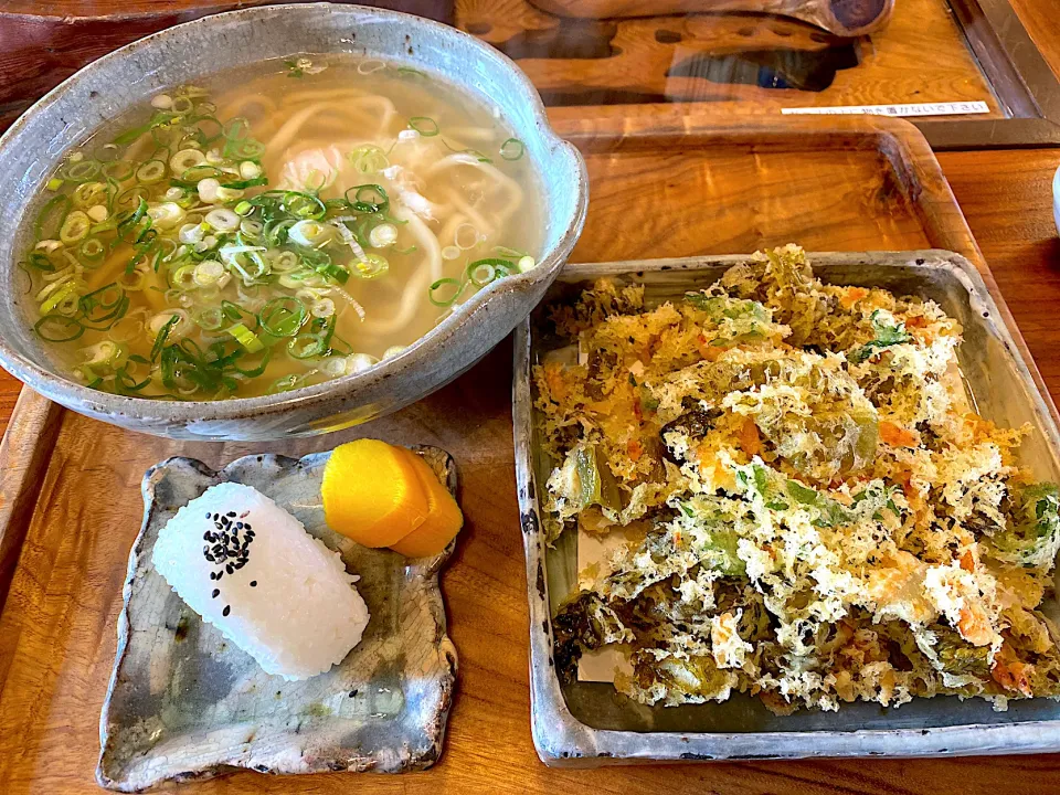 若松　うどん勢　桜えび高菜かき揚げうどん　月見トッピング|Kouji  Kobayashiさん