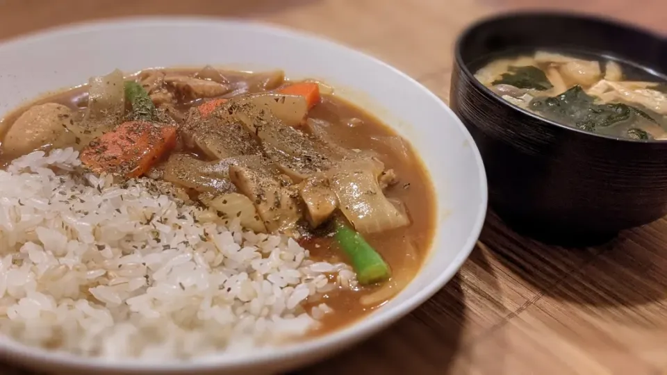 カレーライス🍛
の晩ごはん✨|kaz(*･ω･)さん