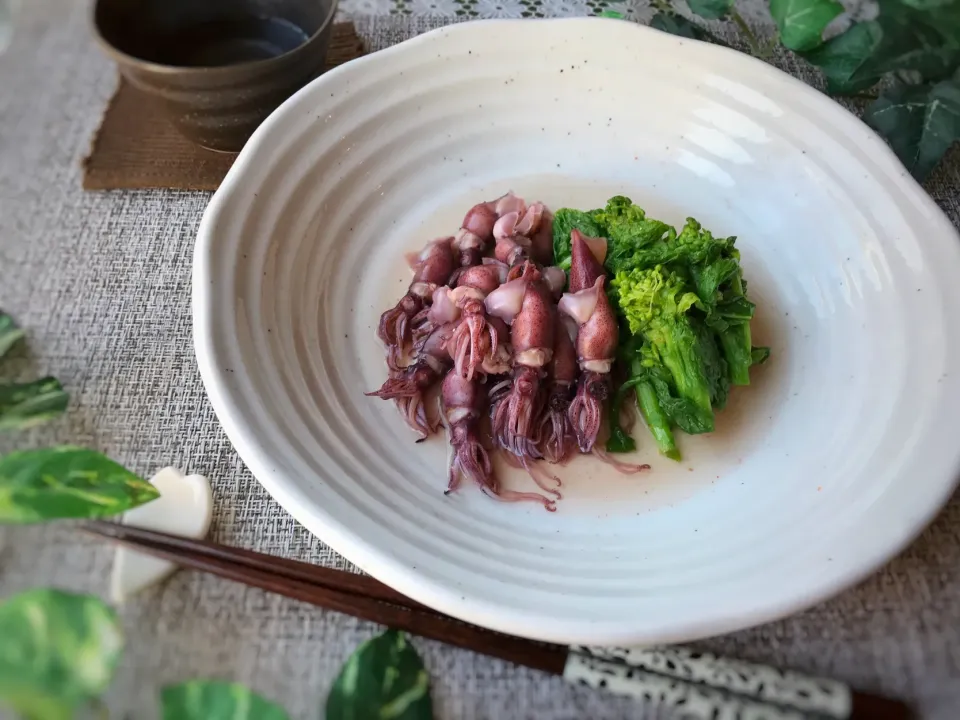 Snapdishの料理写真:ナガマンさんの料理 ホタルイカと長芋の煮物|まなまな♡さん