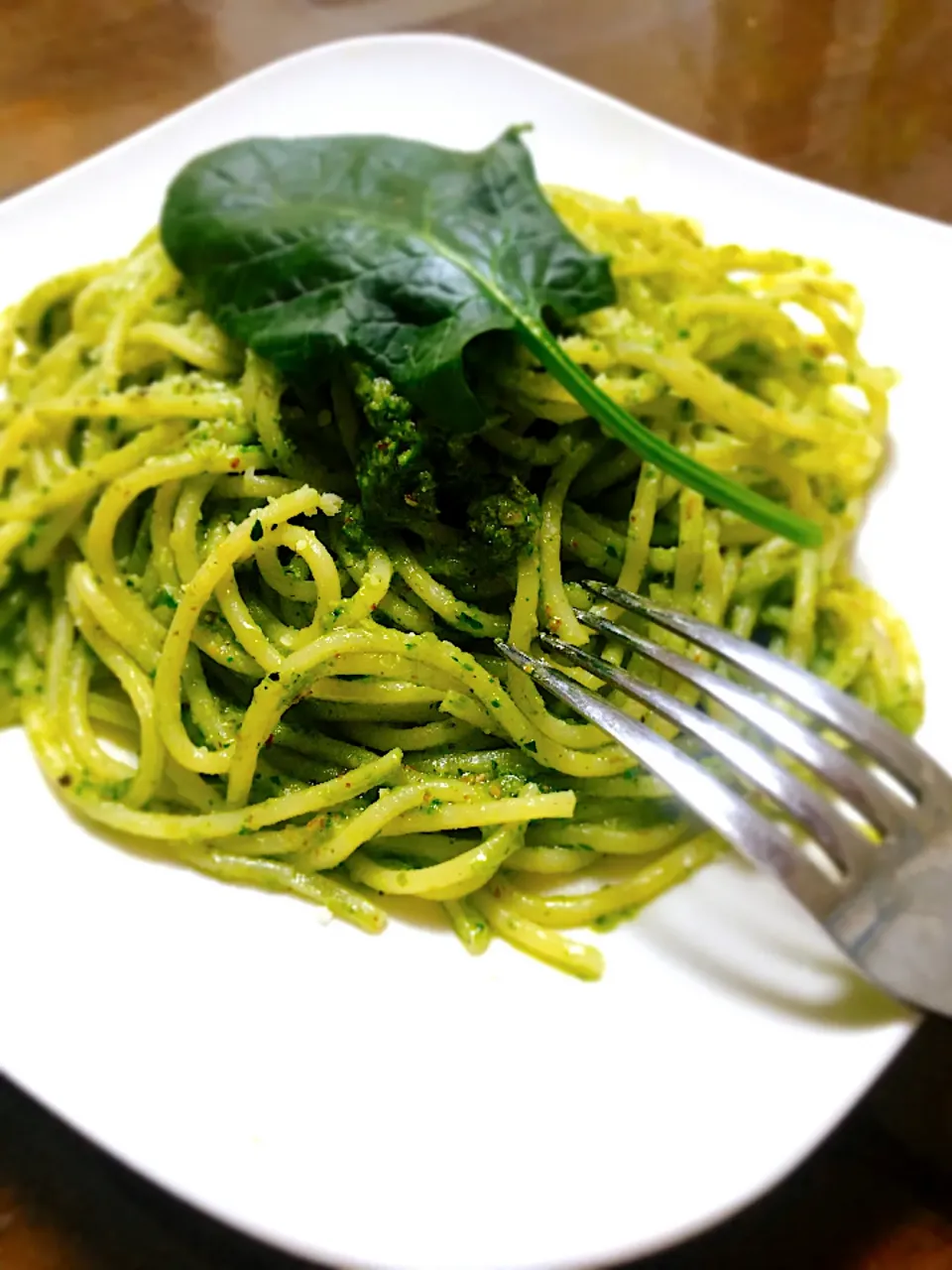 Snapdishの料理写真:ほうれん草でジュノベーゼパスタ🍝|hexenapfelさん