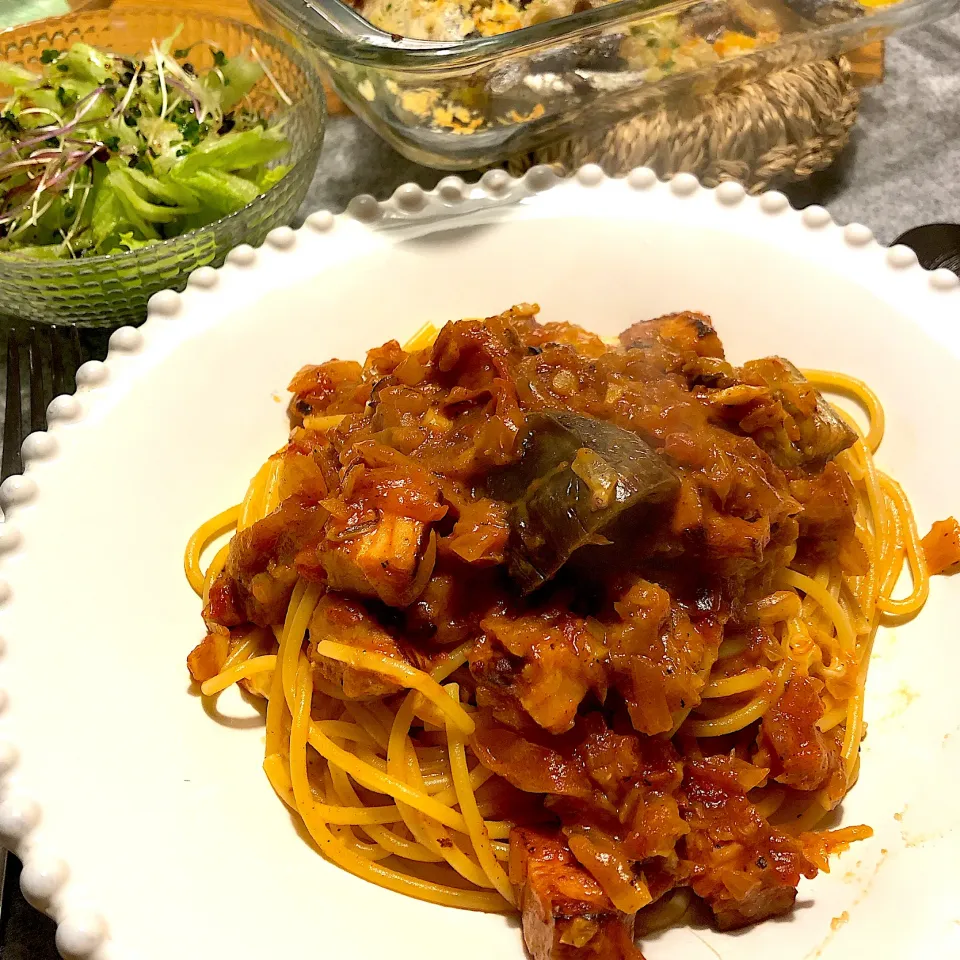 トマトとベーコンのパスタ🥓🍅|けんちんさん