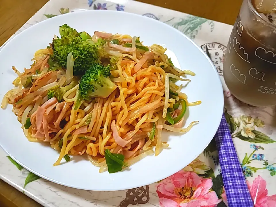 今夜はナポリタン焼きそば|aiさん