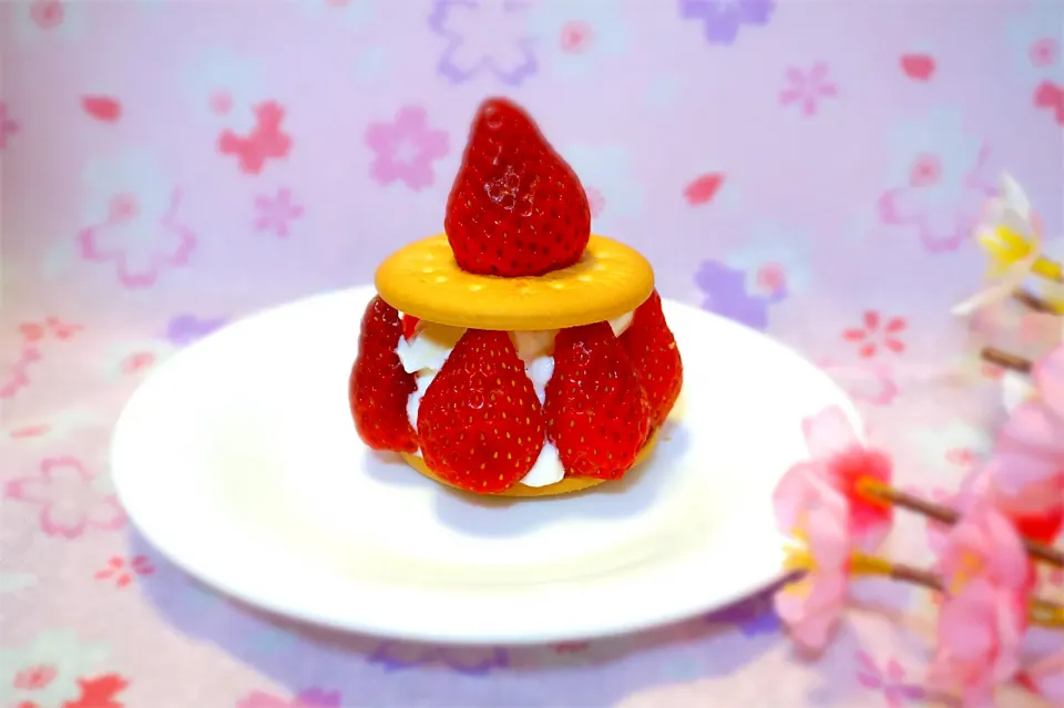 Snapdishの料理写真:いちごケーキ風🍓🍓|chanchiiさん