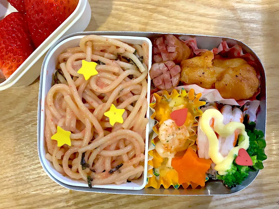 #年長さんお弁当　最後のお弁当😭|みどりっちさん