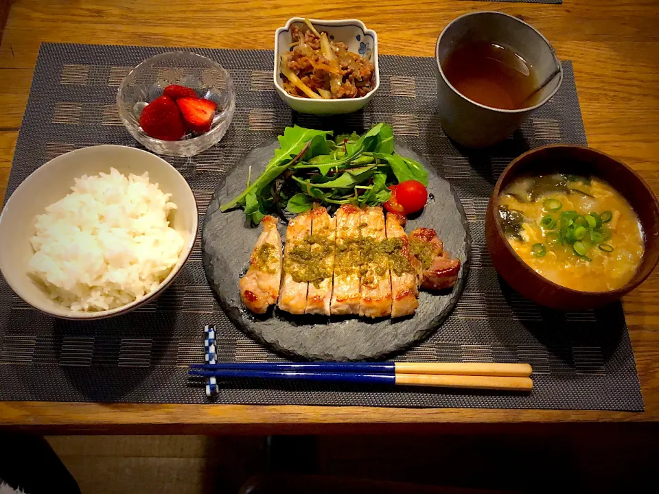 豚肉のジェノベーゼソースなど|ヒヨリ飯さん