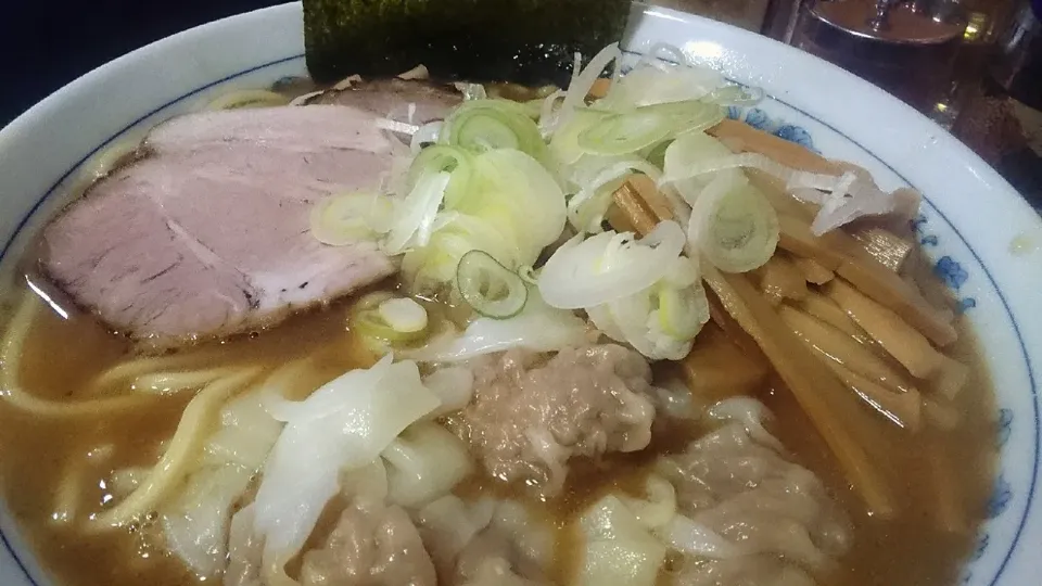 【食べログ TOP 5000】
麺屋 ごとう
わんたんメン(300g、950円)
＋メンマ（100円）
＠駒込2分
（赤羽から自転車30分）
21057|大脇さん