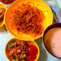 Snapdishの料理写真:お子さまパスタセット|AYANOさん