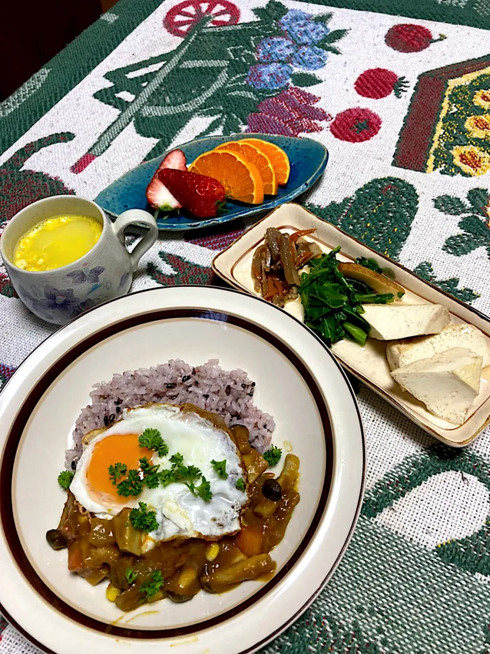 grandmaの晩ごはん☆ごろごろ根菜カレー|kaoriさん