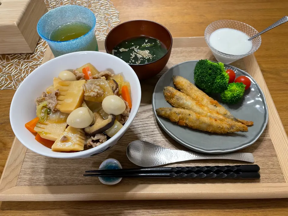 2021.03.16 🇨🇳中華丼🐠ししゃもフライ🥦ブロッコリーとミニトマト🥣わかめスープ|みなみさん