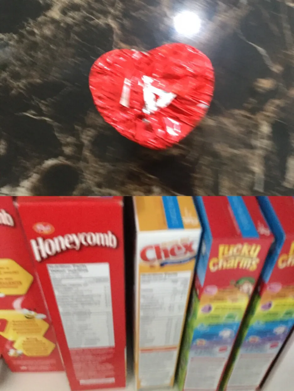 Snapdishの料理写真:Heart shaped chocolate and a more cereals|ninja kittyさん