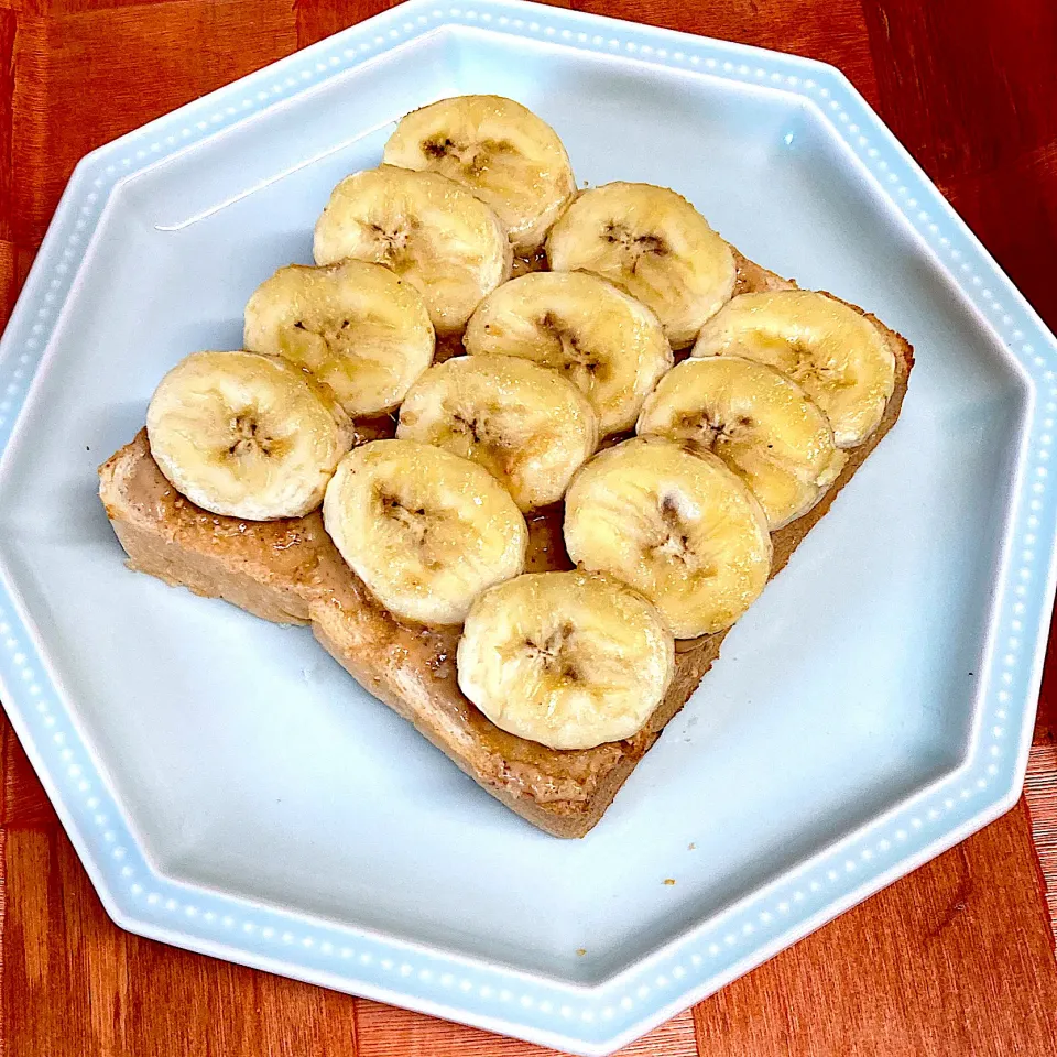 バナナトースト🥜 🍯🍌|ももさん