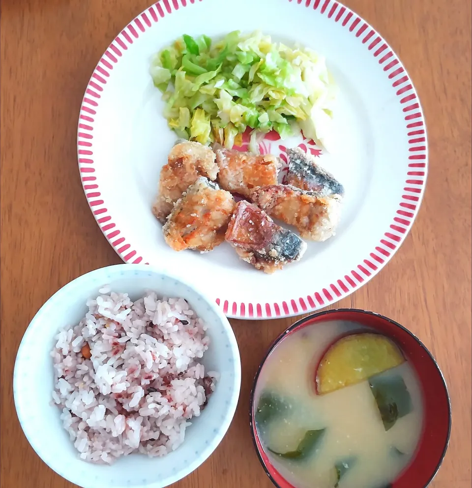 ３月１１日　塩鯖竜田　キャベツのナムル　お味噌汁|いもこ。さん