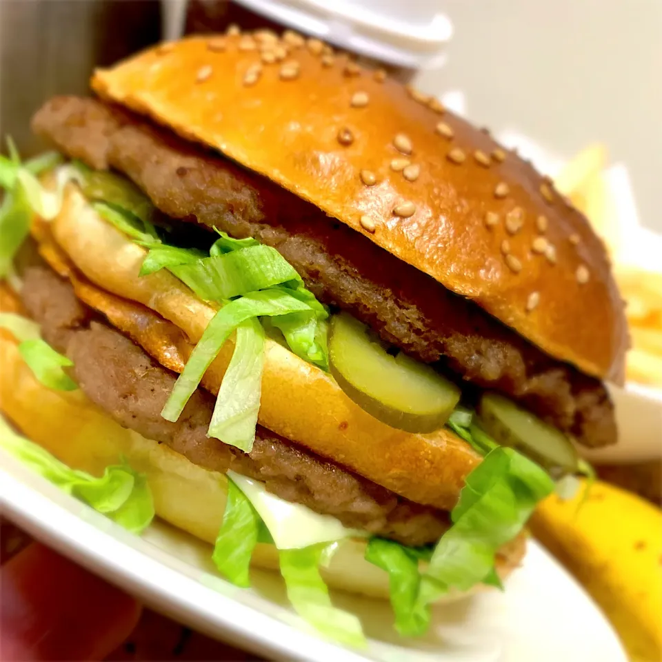 手作りバンズで、ビックリマックリ作ってみた🍔|にょんにいさん