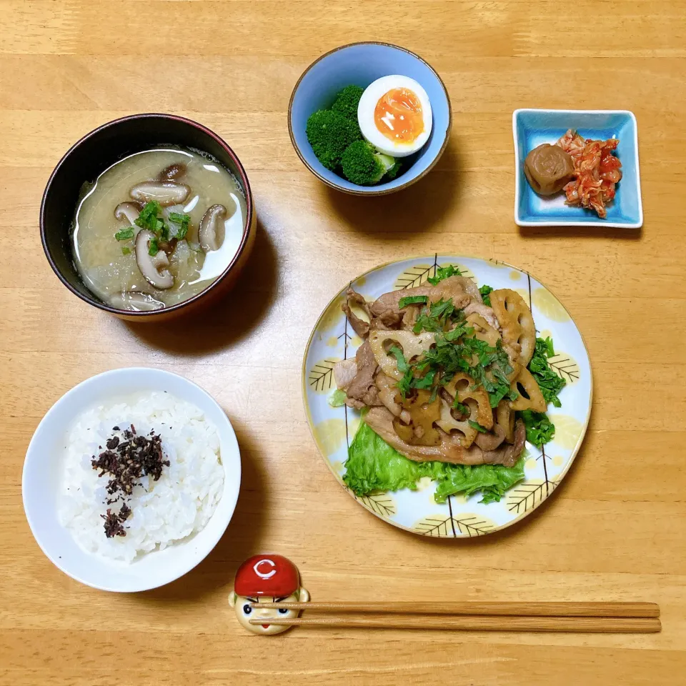 れんこんと豚肉のスタミナ炒め🥢|ちゃみこさん