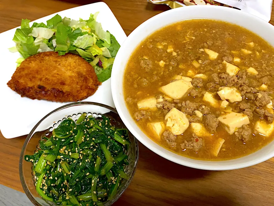 とんかつ、麻婆豆腐、カブの葉のナムル|aico☆さん