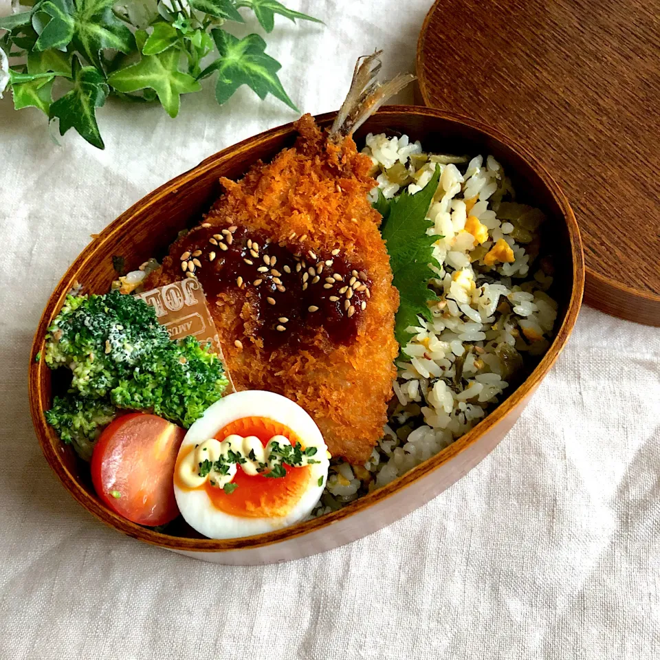 アジフライと高菜炒飯弁当|あここさん