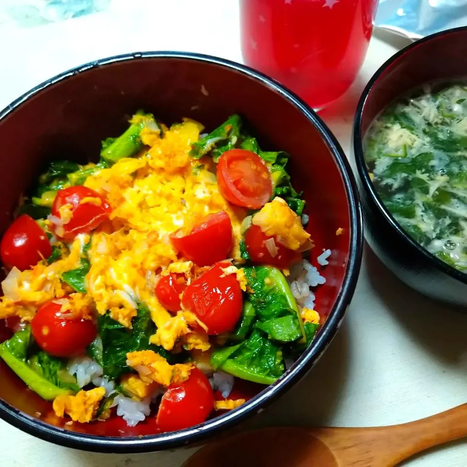 ミニトマトと菜の花の炒め物丼＆オクラ入りねばねば野菜のスープ＆紫蘇ジュース|うたかた。さん