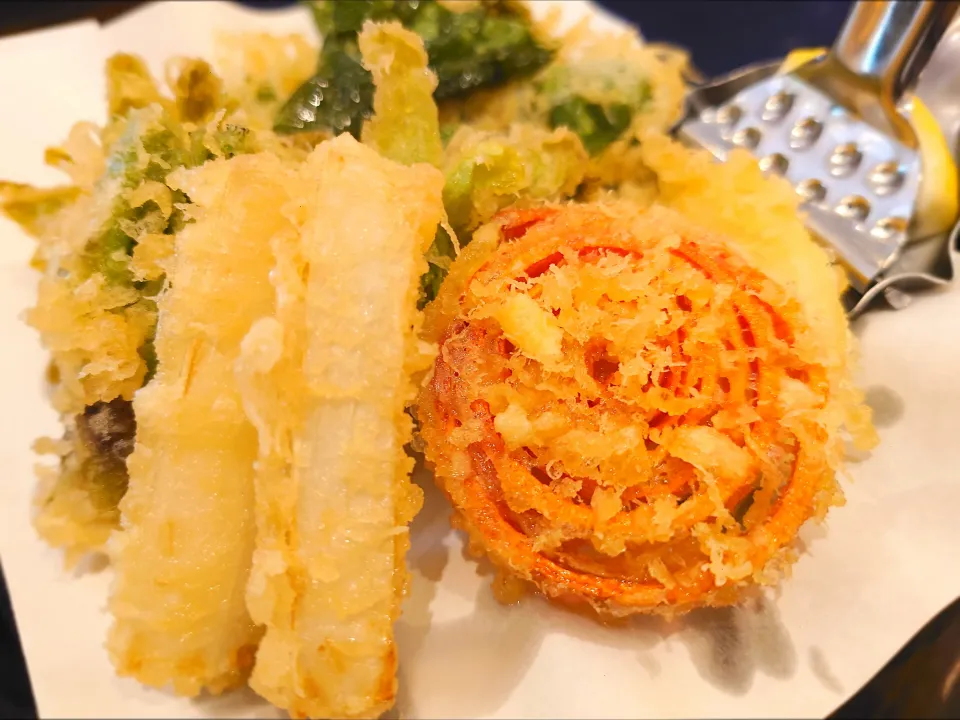 春野菜の天ぷら お店で食べたもの|伊藤央さん