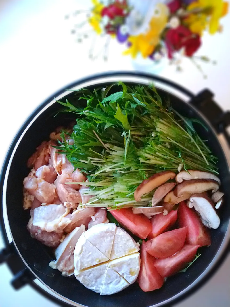 イチロッタさんの料理 白ワイン風味の洋風鶏すき焼き❣️✨✨✨いやいや、これ、ウマ過ぎ❣️😆✨👍|まめころさん