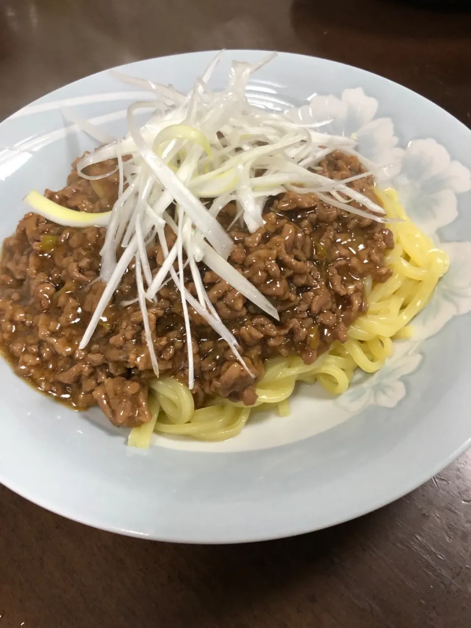 ジャージャー麺|けいさんさん