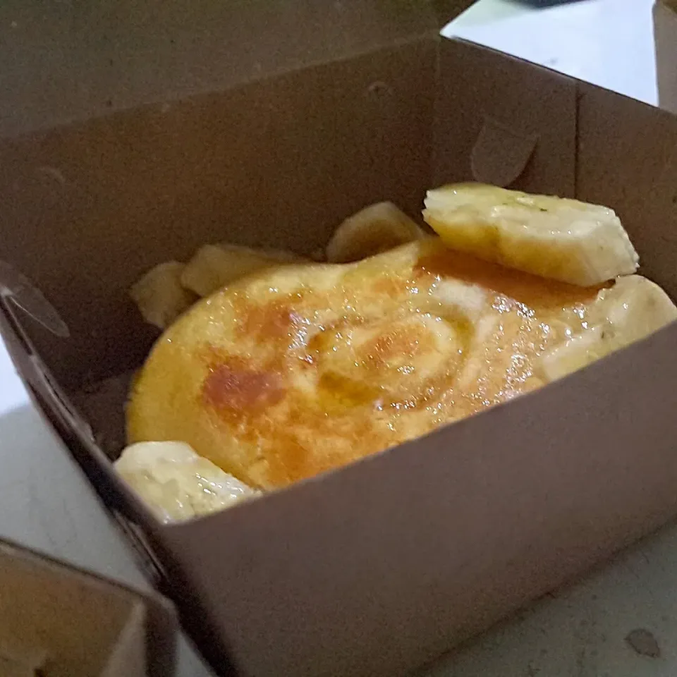 Banana Pancake with Maple Syrup|ayam lombok endesさん