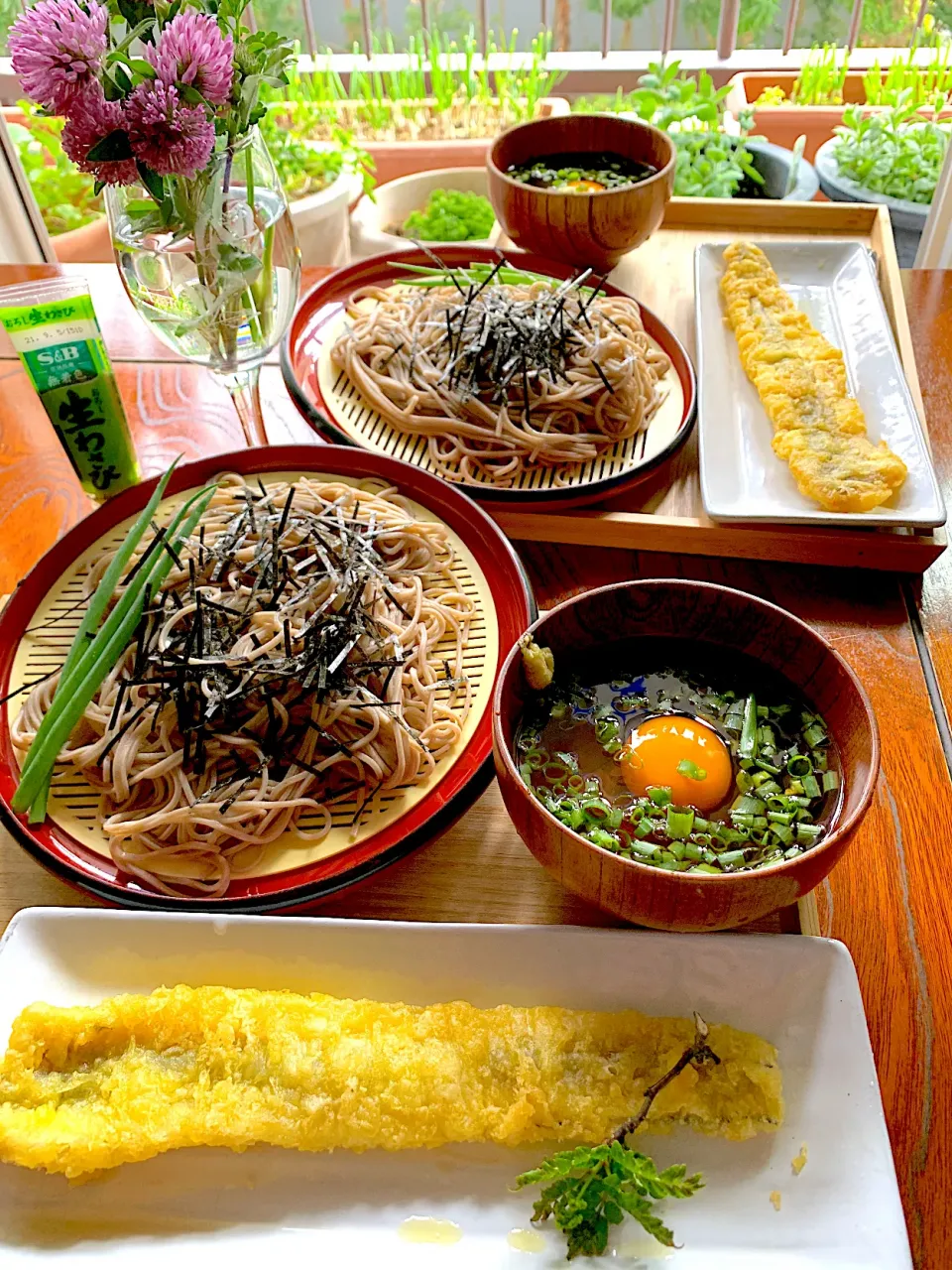 Snapdishの料理写真:今日は気温高くなったので　穴子天ぷらざる蕎麦|シュトママさん