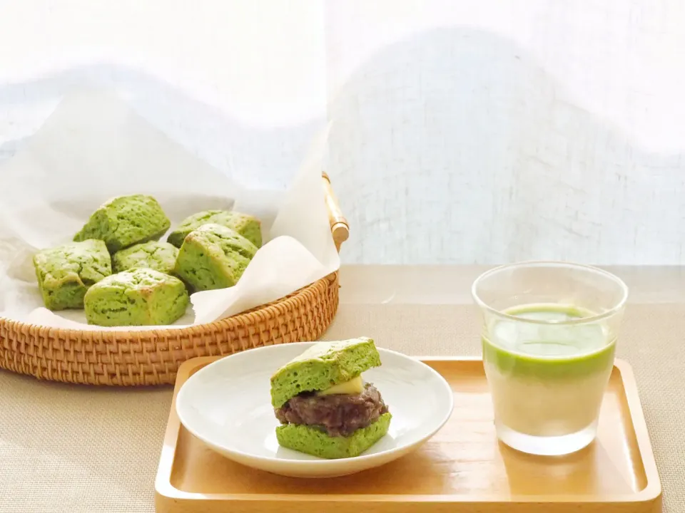 Matcha scone with red bean paste and butter|Misstyさん