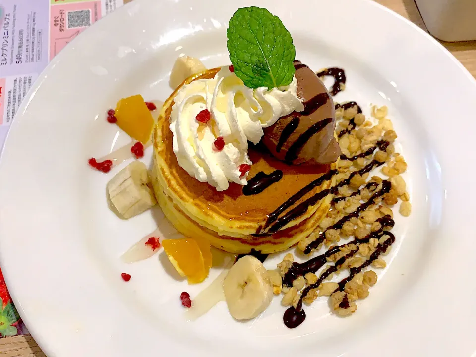 デニーズのお誕生日パンケーキ🥞|yumyum😋さん