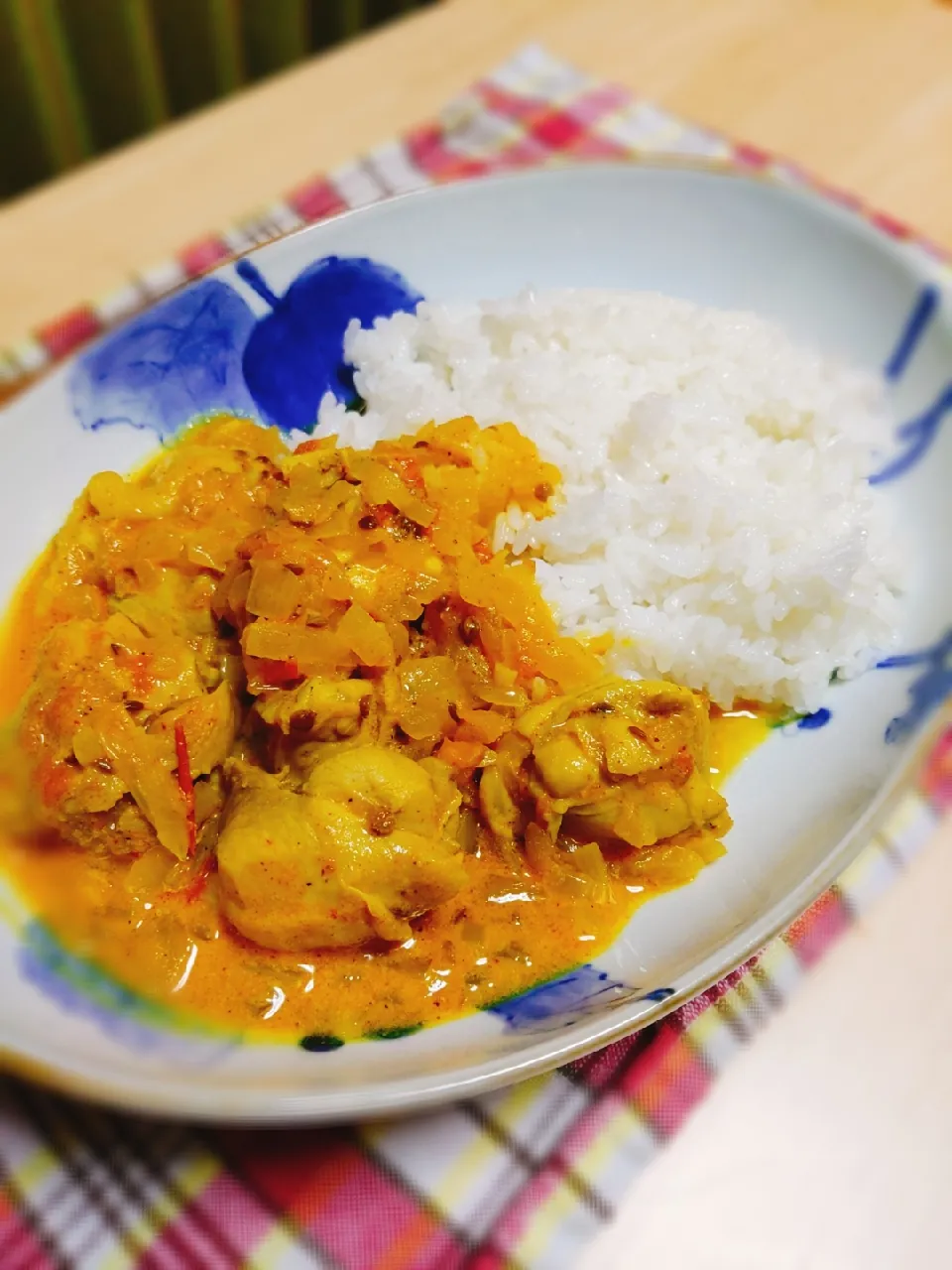 Snapdishの料理写真:バターチキンカレー🍛|ゆかさん