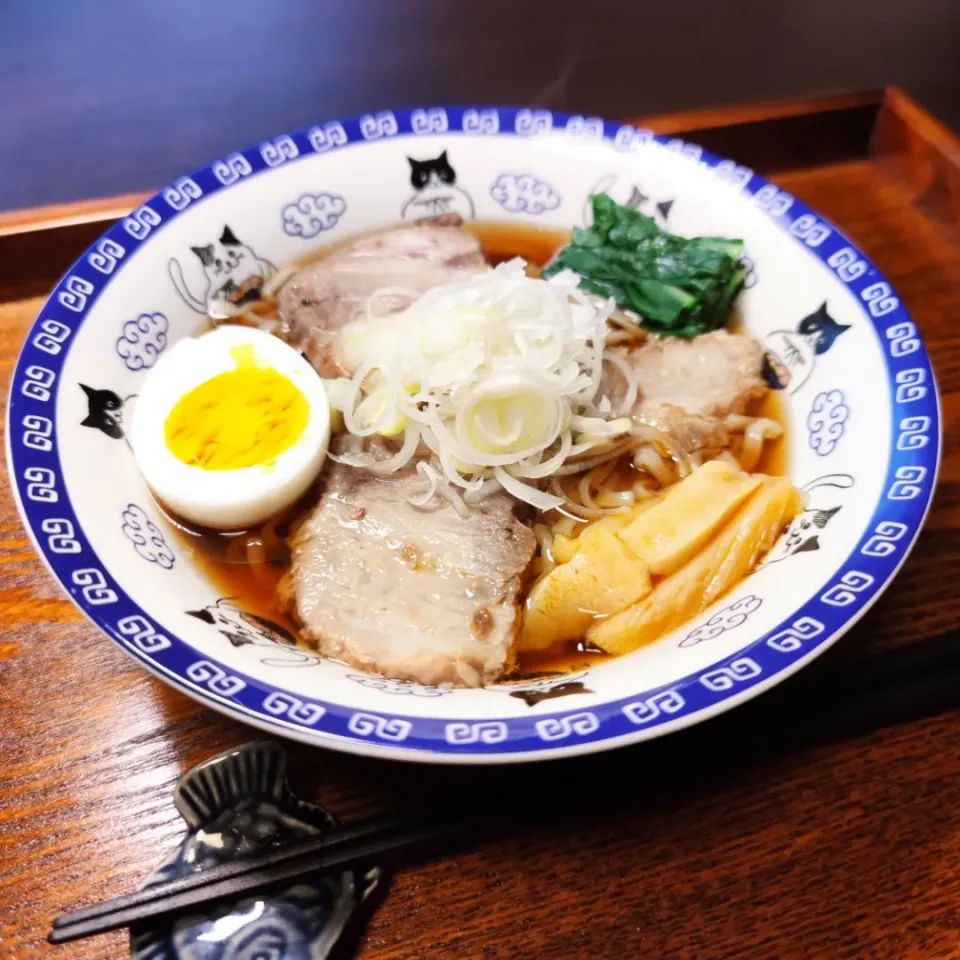 喜多方ラーメン しょうゆ 自家製チャーシューとメンマをのせて|マーガリンさん