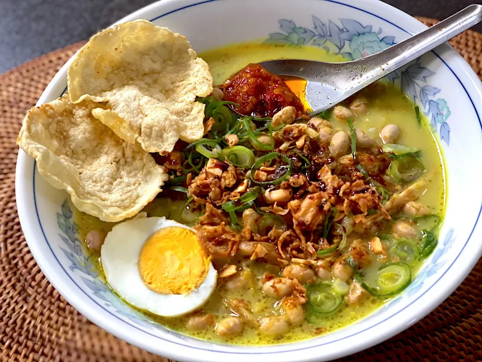 Bubur ayam|yeni kartikasariさん