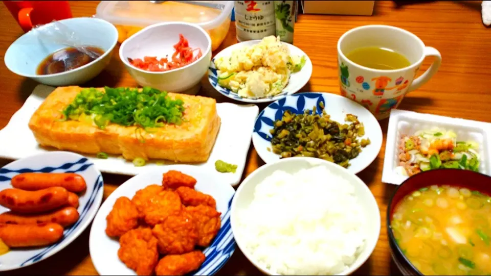 3/21の夕食
冷蔵庫にあるものでぱぱっと用意🍚
栃尾揚げ ～初めて食べました。|卯月さん