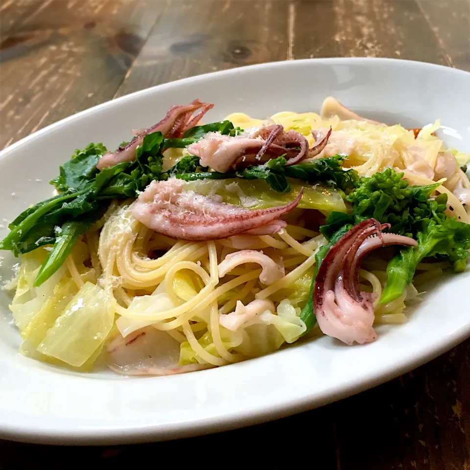 烏賊と菜の花、春きゃべつの白ワインソースパスタ|七海さん