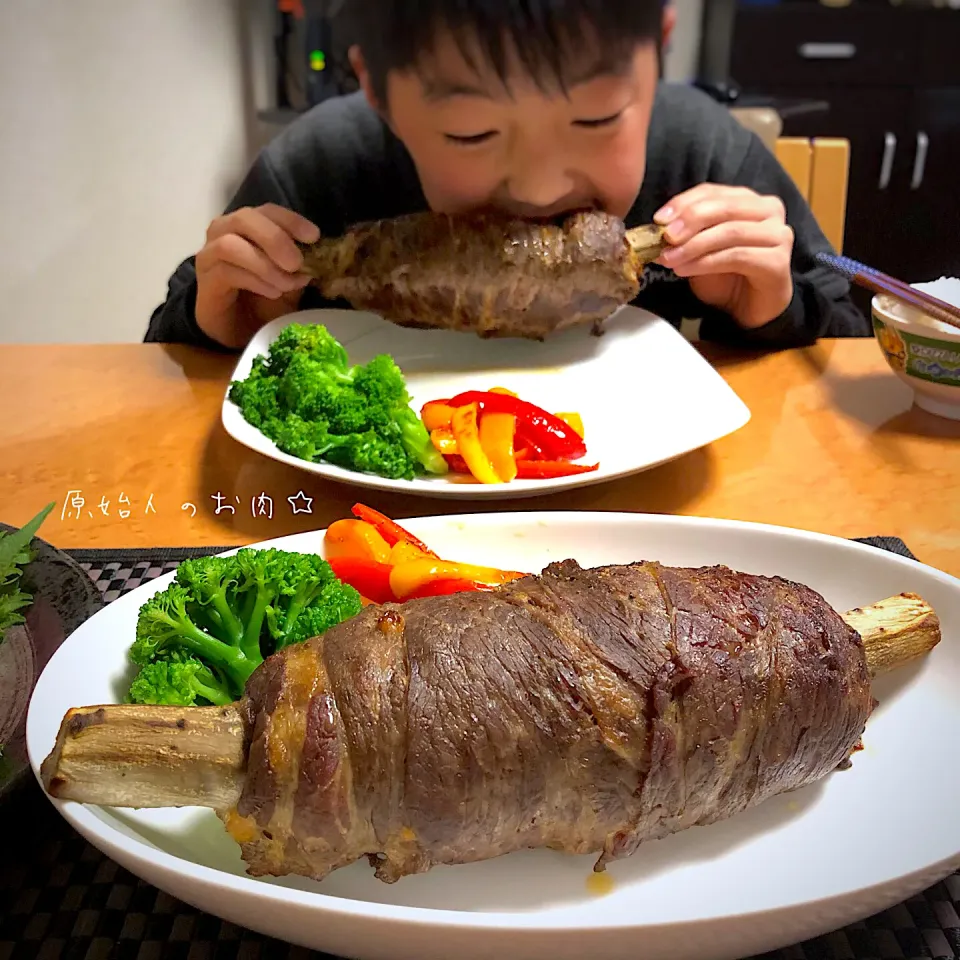 桃咲マルクさんの料理 原始人のお肉♪はなまるマーケット優勝レシピ♪ブログに動画あります♪  #ハンバーグ  #お肉  #原始人のお肉 #はなまるマーケット #再現料理 
#お誕生日  #イベント|なだちいさん