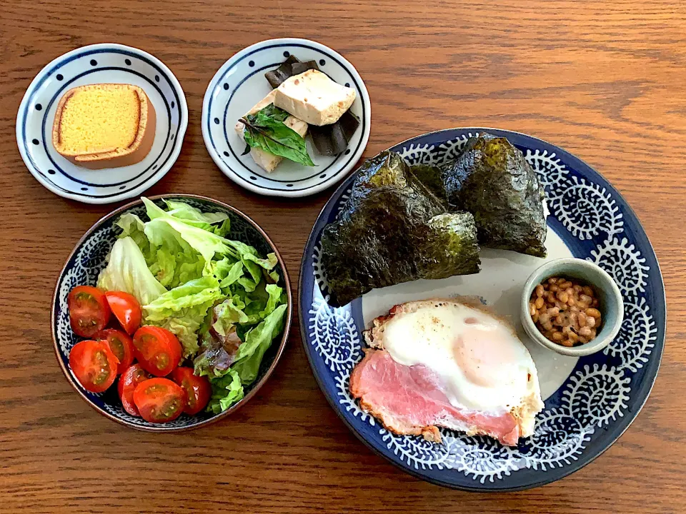 今日の昼食おにぎり🥗🍳🍙20210322|rococoさん