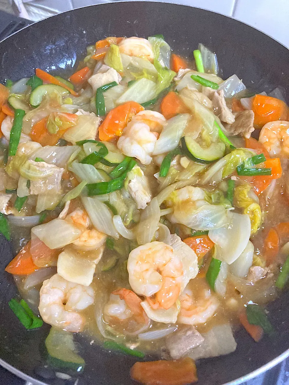 冷蔵庫の残り物野菜で中華炒め|mamarunさん