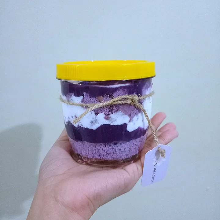 Ube/yam cake in a Jar|Cherry Ann Palparanさん