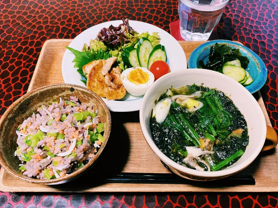 Snapdishの料理写真:大根菜の混ぜご飯|hibi_apeさん