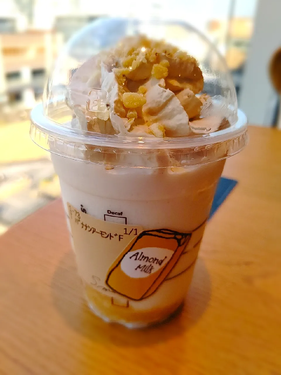 #バナナアーモンドミルクフラペチーノ
#STARBUCKS|∞aya∞さん