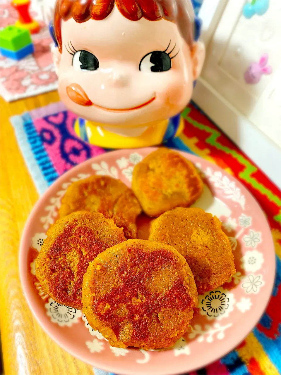 Snapdishの料理写真:息子用に♡きな粉入りかぼちゃ団子。|ぽき。さん